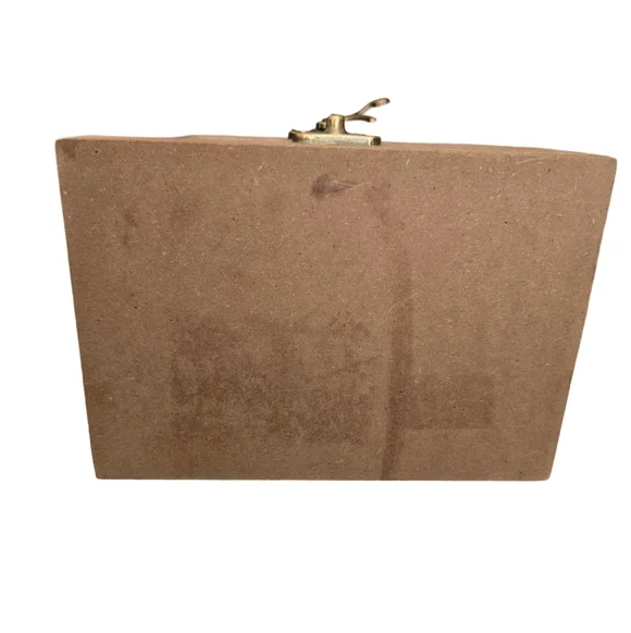 Wooden Mr & Mrs Ring Box - Picture 5 of 5